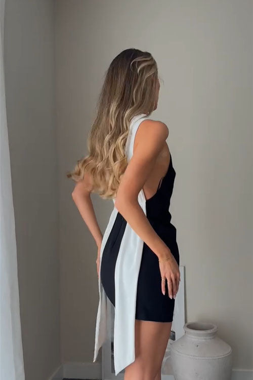 Rowangirl Short Lace-Up Dress