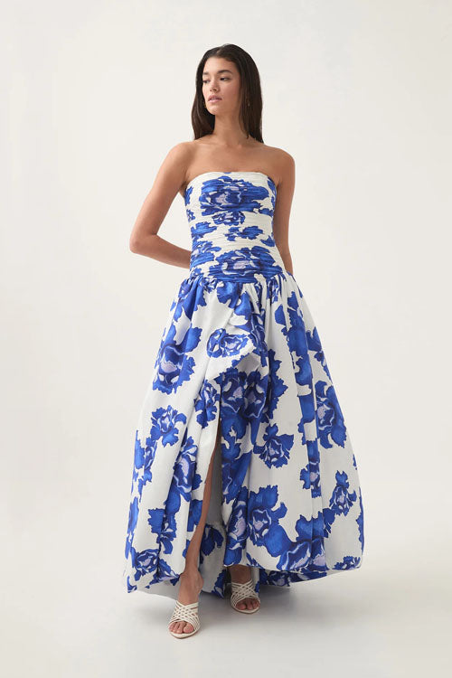 Rowangirl   Fashionable Slit Sleeveless Long Dress