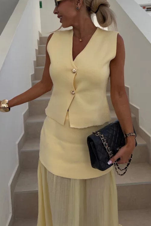Rowangirl  Sleeveless Slim Vest