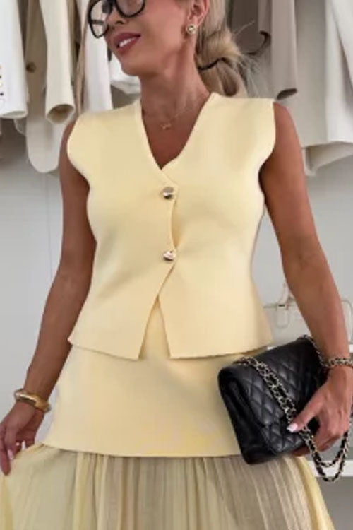 Rowangirl  Sleeveless Slim Vest