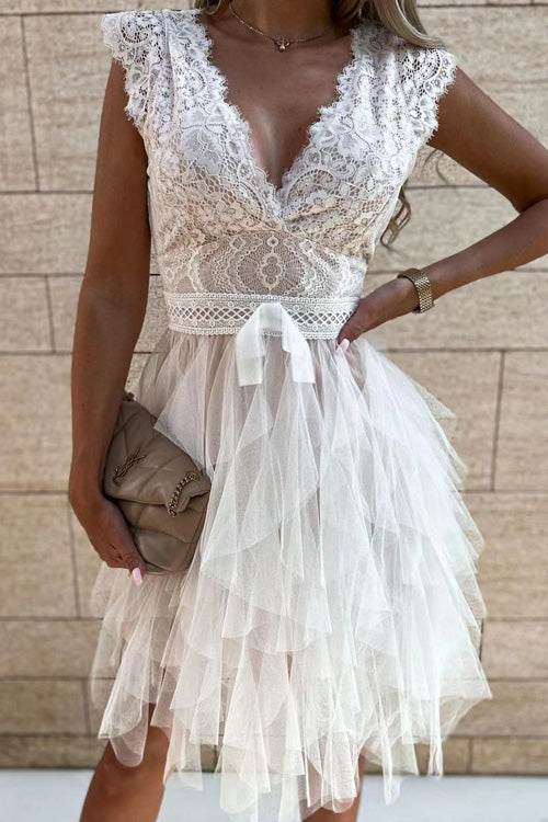 Rowangirl Chic Solid Lace V Neck Sleeveless Lace Up Dress