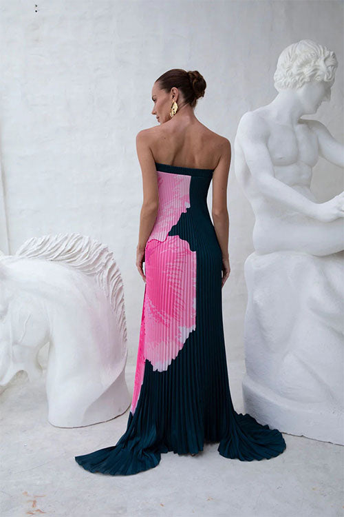 Rowangirl   Fashionable Pleated Dress